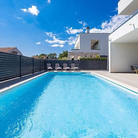 Villa Moon Near The Sea Fazana Exterior photo