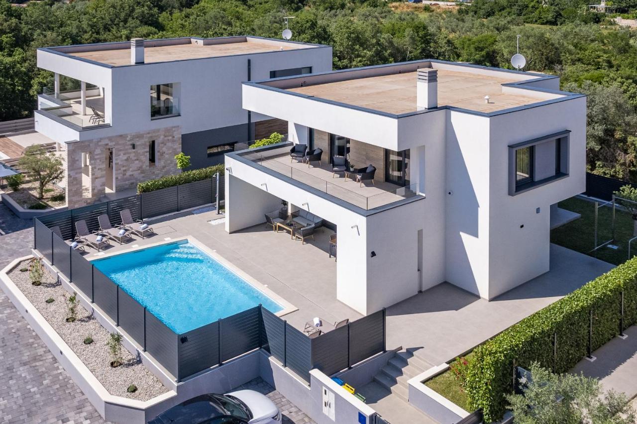 Villa Moon Near The Sea Fazana Exterior photo